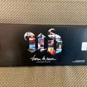 Urban Decay Born To Run Eyeshadow Palette